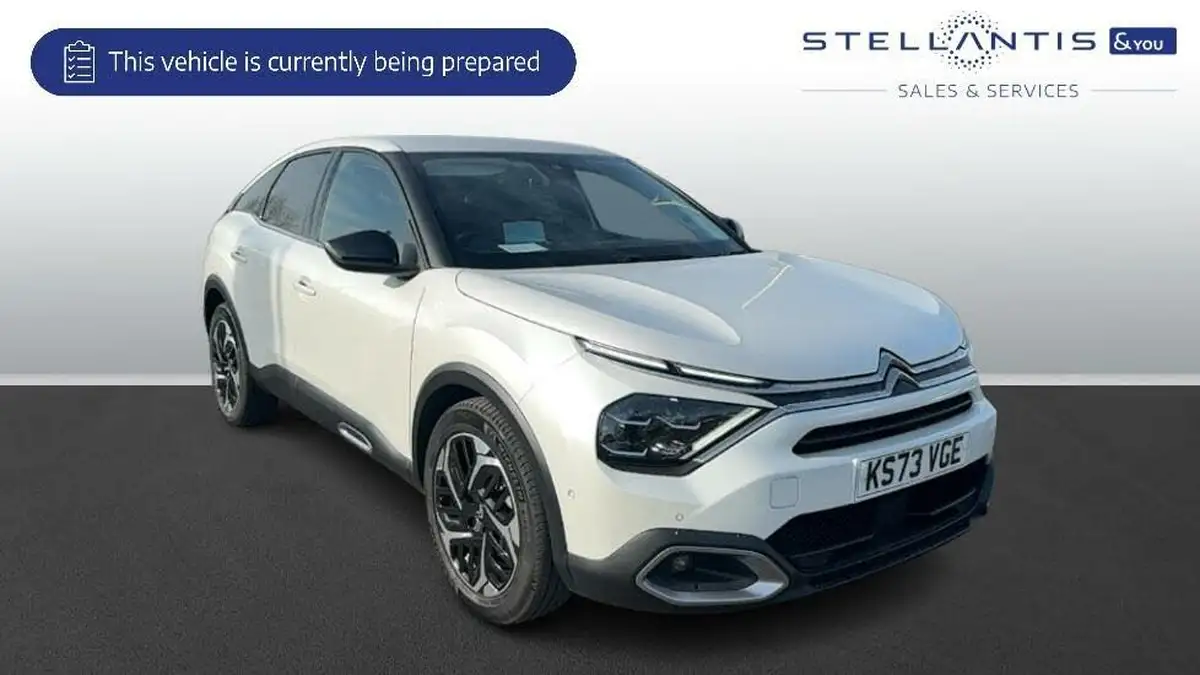 2023-citroen-c4-12-puretech-shine-plus-big-0