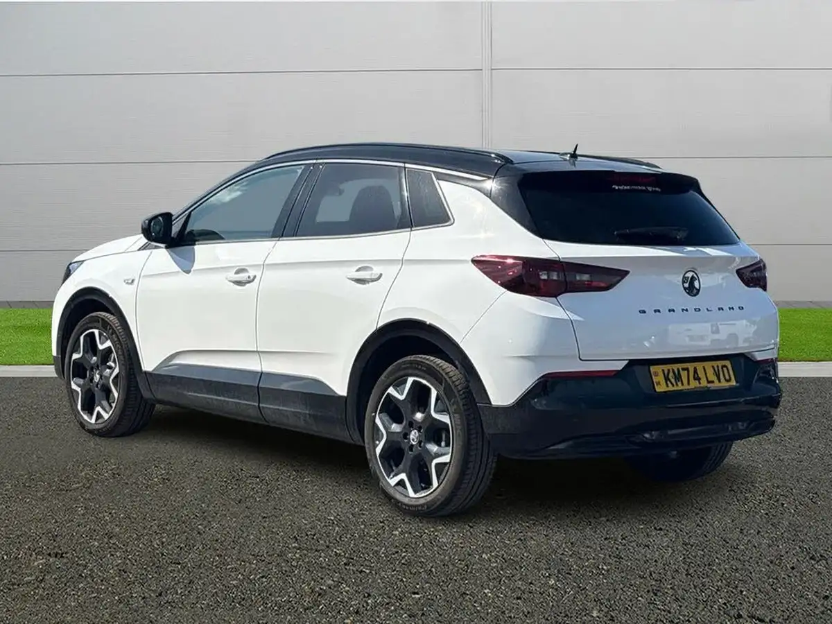 2024-vauxhall-grandland-12-ultimate-136ps-hybrid-e-dct6-auto-big-4