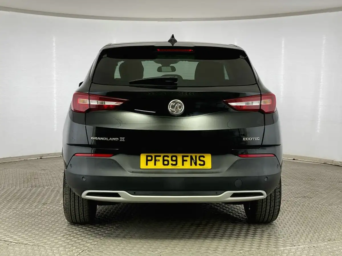 2019-vauxhall-grandland-x-12-sri-nav-big-5