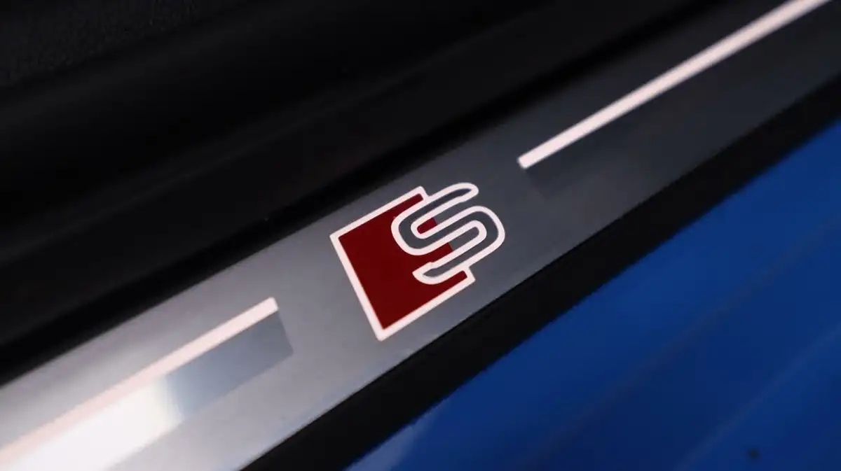 2021-audi-a3-14-40-tfsi-e-s-line-big-21
