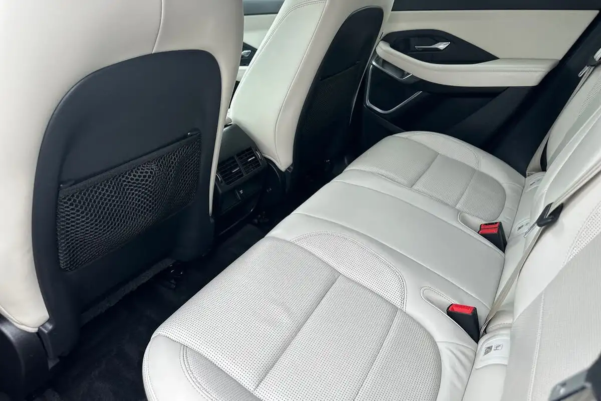 2019-jaguar-e-pace-20-i4d-r-dynamic-hse-180ps-big-18