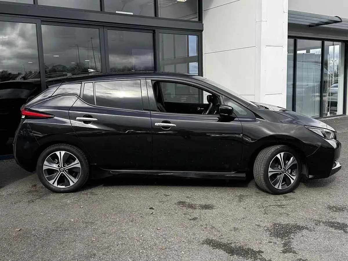 2021-nissan-leaf-e-n-connecta-big-8