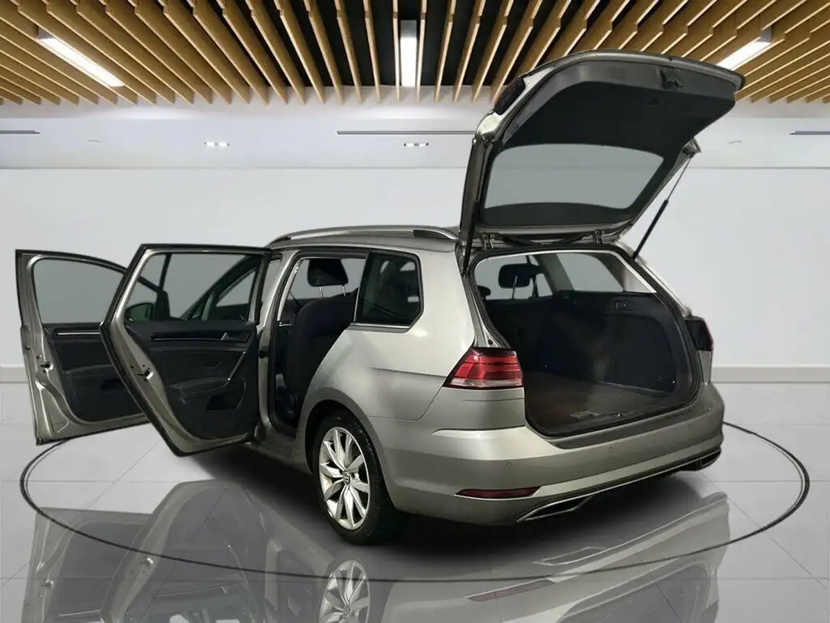 2018-volkswagen-golf-15-tsi-gt-150ps-estate-5d-big-8