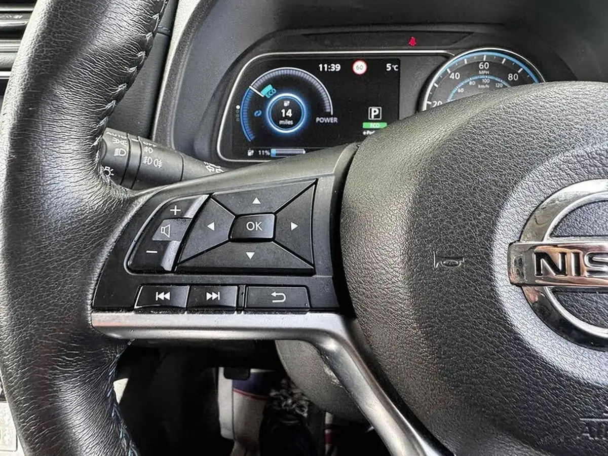 2021-nissan-leaf-e-n-connecta-big-30
