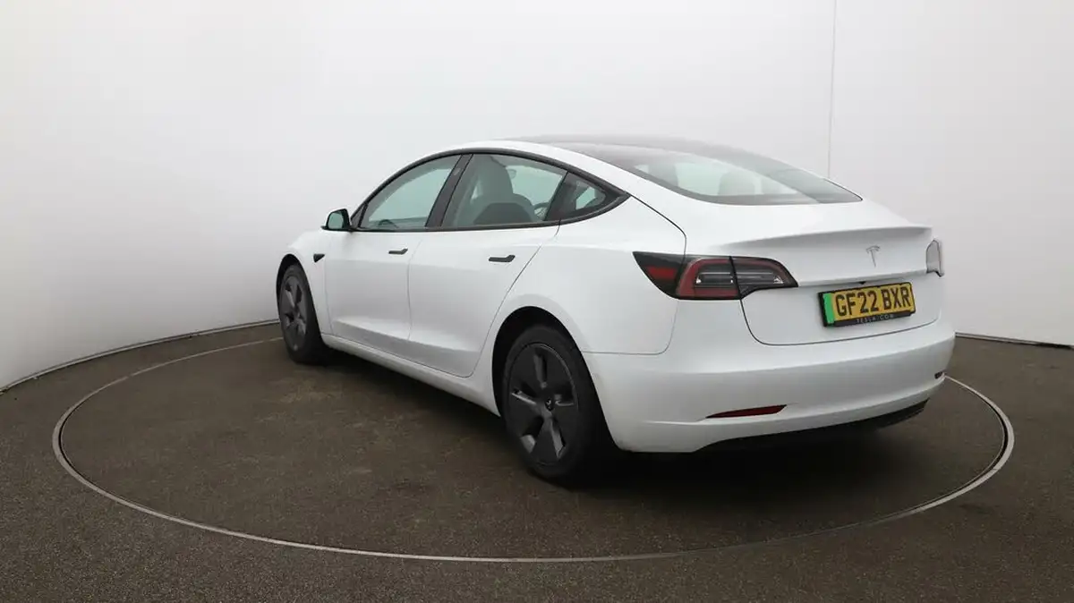 2021-tesla-model-3-e-standard-plus-big-53