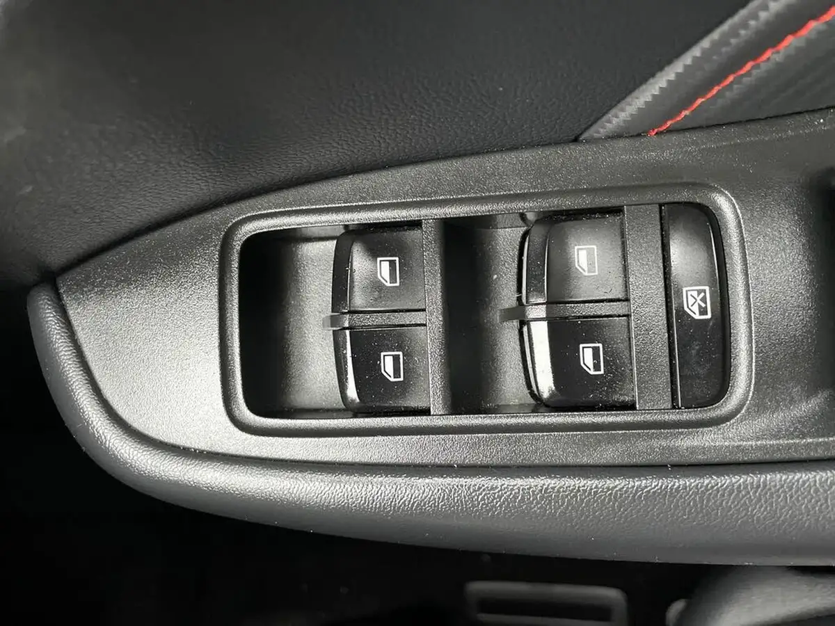 2022-mg-zs-suv-15-vti-tech-exclusive-big-19