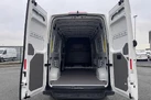 2024-volkswagen-crafter-20tdi-cr35-lwb-commerce-plus-140pseu6d-small-8