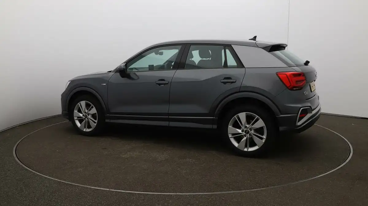 2023-audi-q2-15-35-tfsi-s-line-tronic-big-38