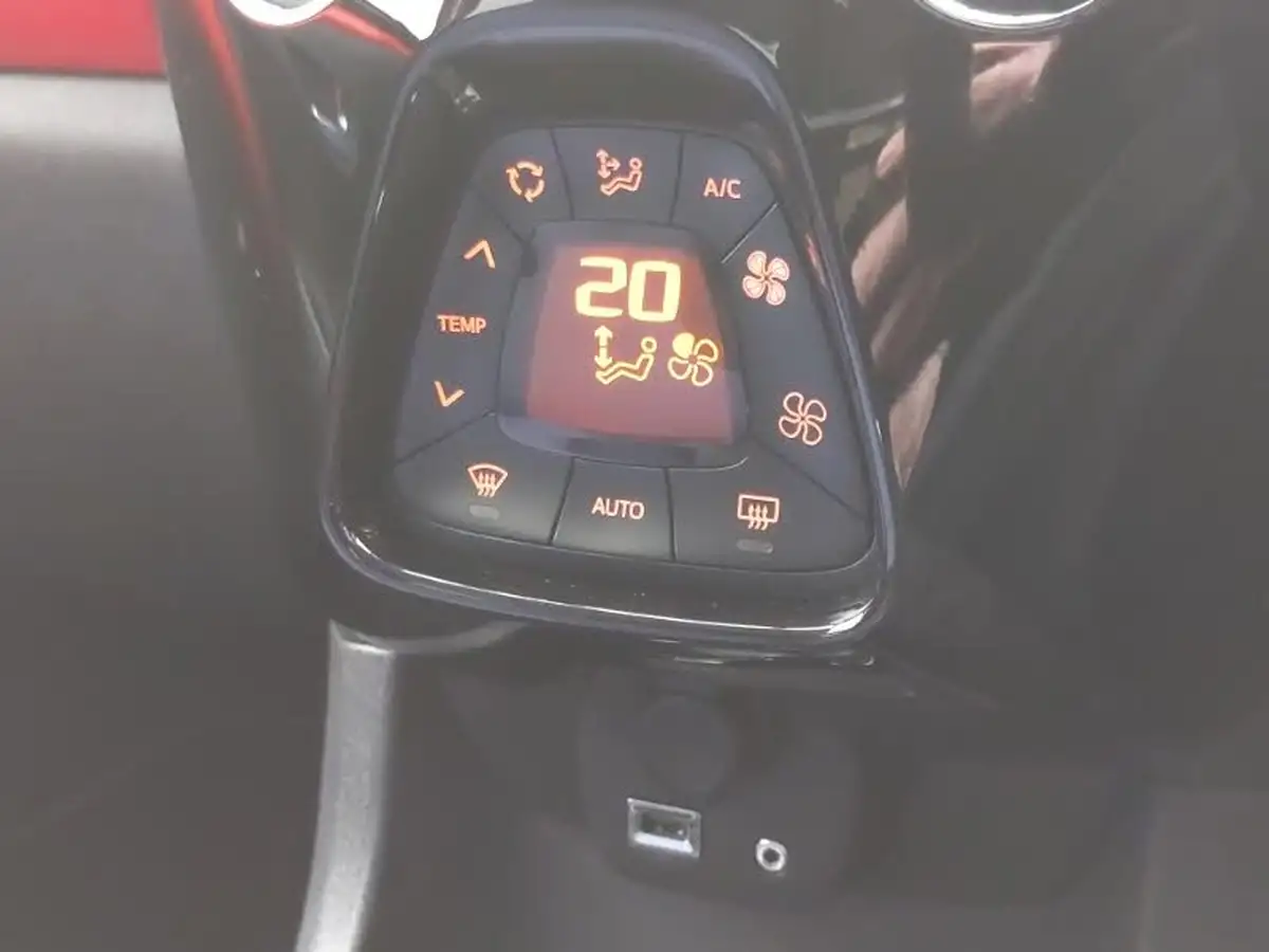 2021-citroen-c1-10-vti-jcc-big-13
