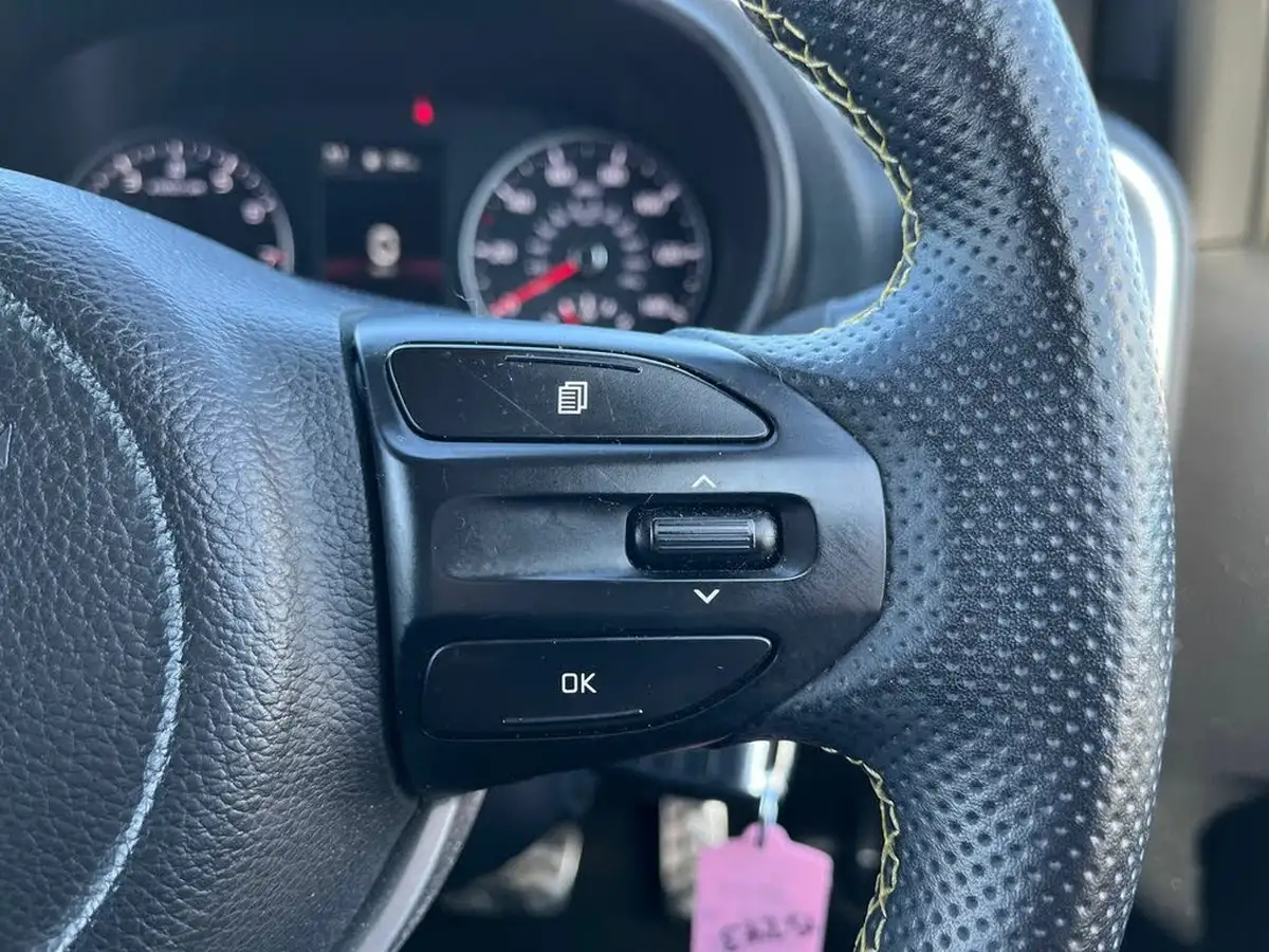 2022-kia-picanto-10-x-line-auto-seq-big-21