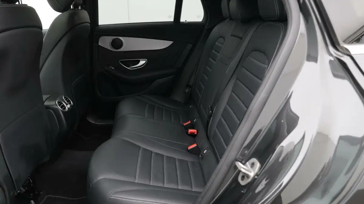 2022-mercedes-benz-eqc-e-eqc-400-amg-line-premium-big-16