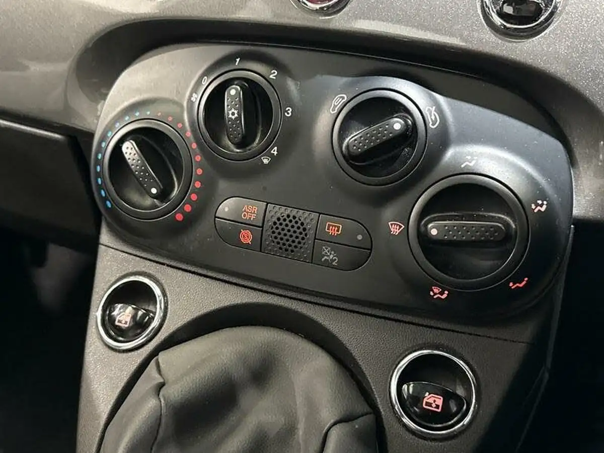 2022-fiat-500-10-dolcevita-big-19