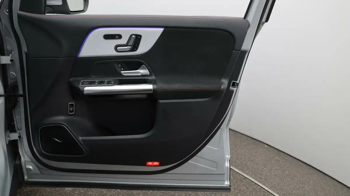 2021-mercedes-benz-eqa-e-eqa-250-amg-line-premium-plus-big-15