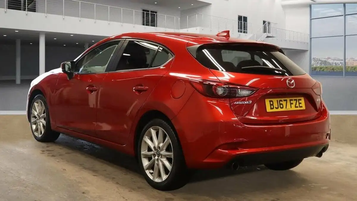 2017-mazda-mazda3-20-sport-nav-120ps-hatchback-5d-big-7