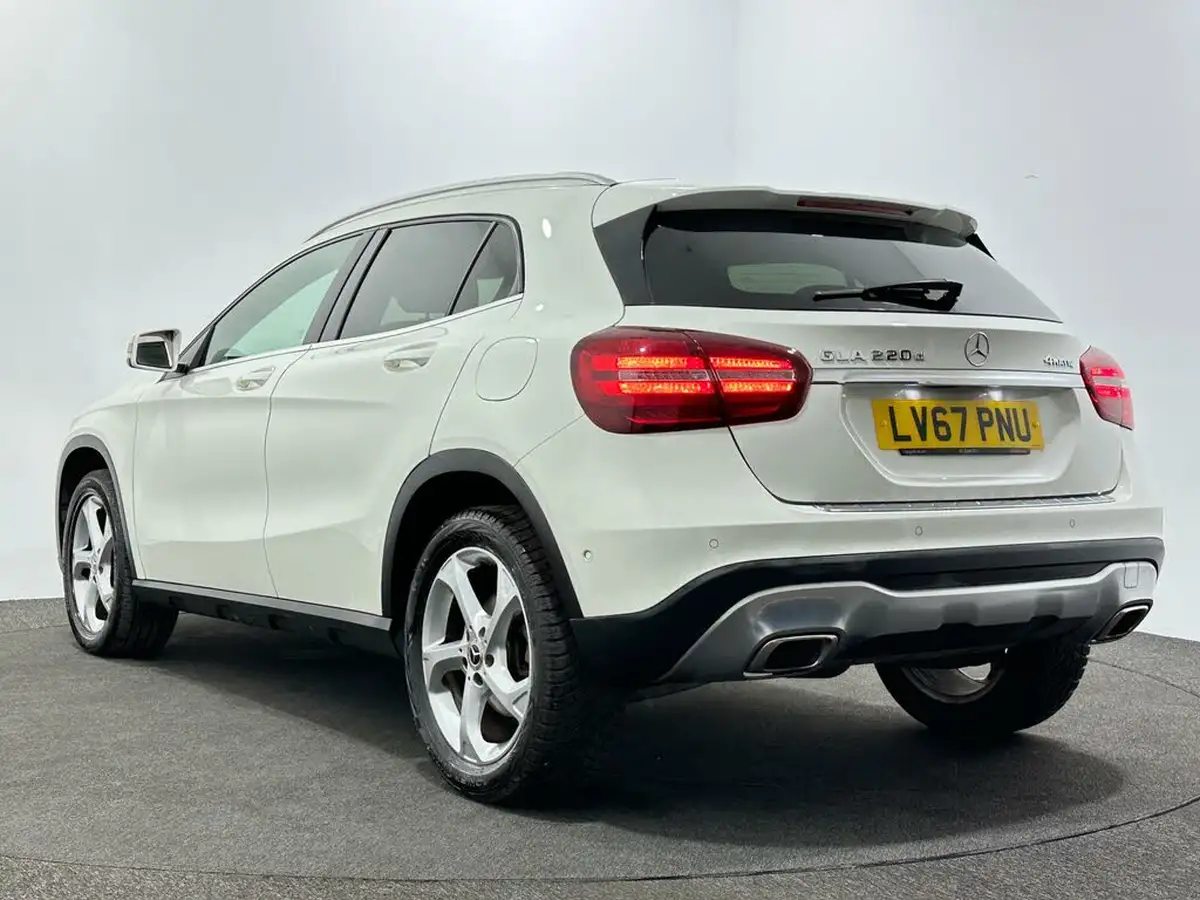 2017-mercedes-benz-gla-class-21d-gla-220d-sport-premiumss-big-46