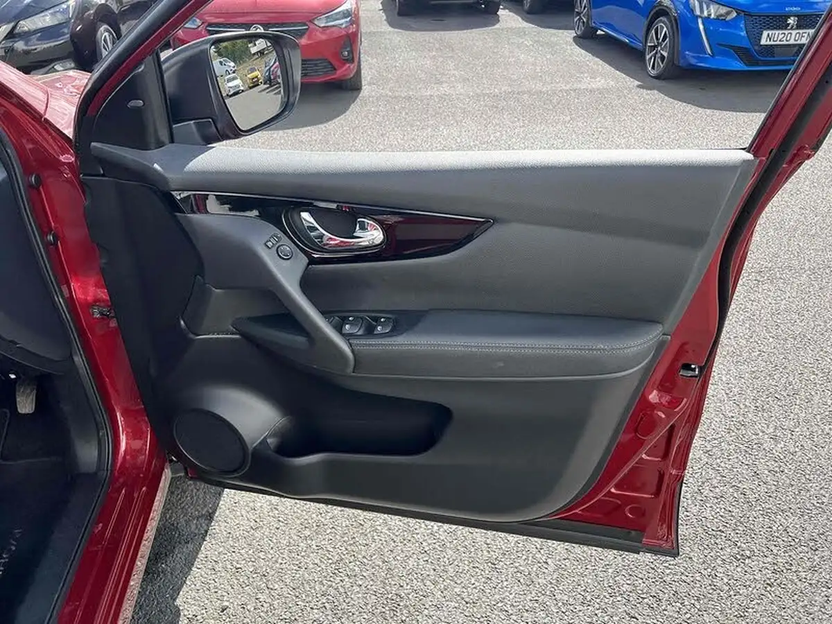 2020-nissan-qashqai-13-dig-t-n-connecta-140ps-big-17