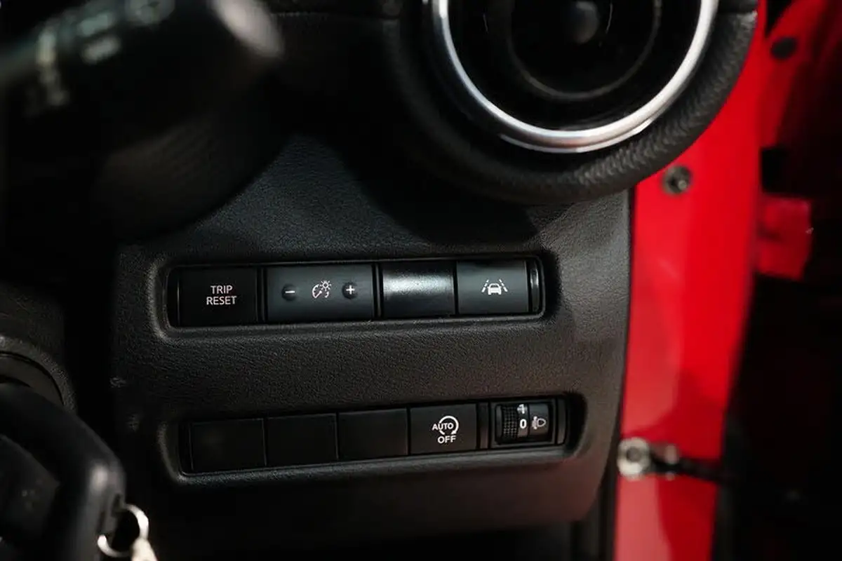 2021-nissan-juke-10-dig-t-acenta-big-25