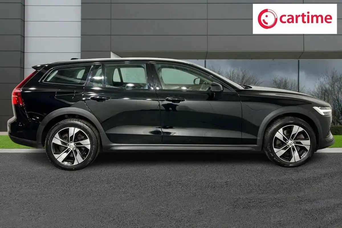 2019-volvo-v60-20-t5-cross-country-plus-big-1