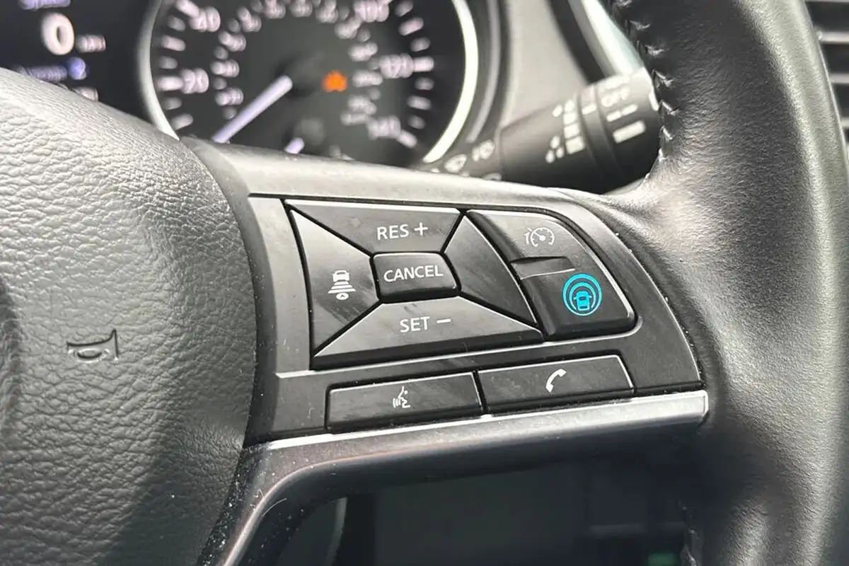 2019-nissan-qashqai-15dci-tekna-dct-big-32