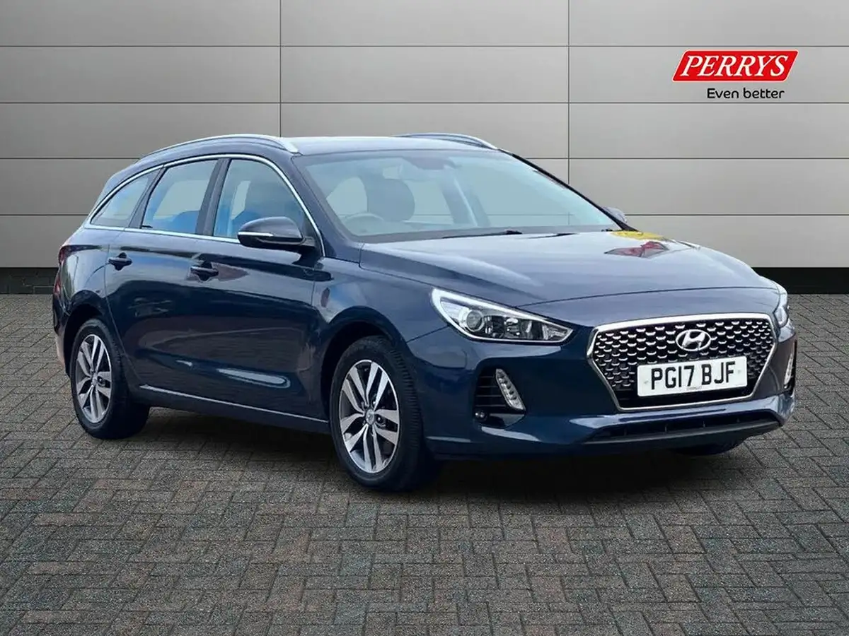 2017-hyundai-i30-14-t-gdi-se-nav-tourer-big-0
