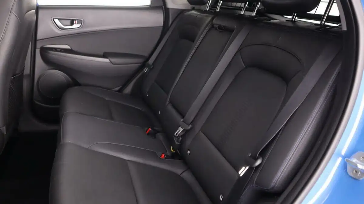 2021-hyundai-kona-e-ultimate-big-16