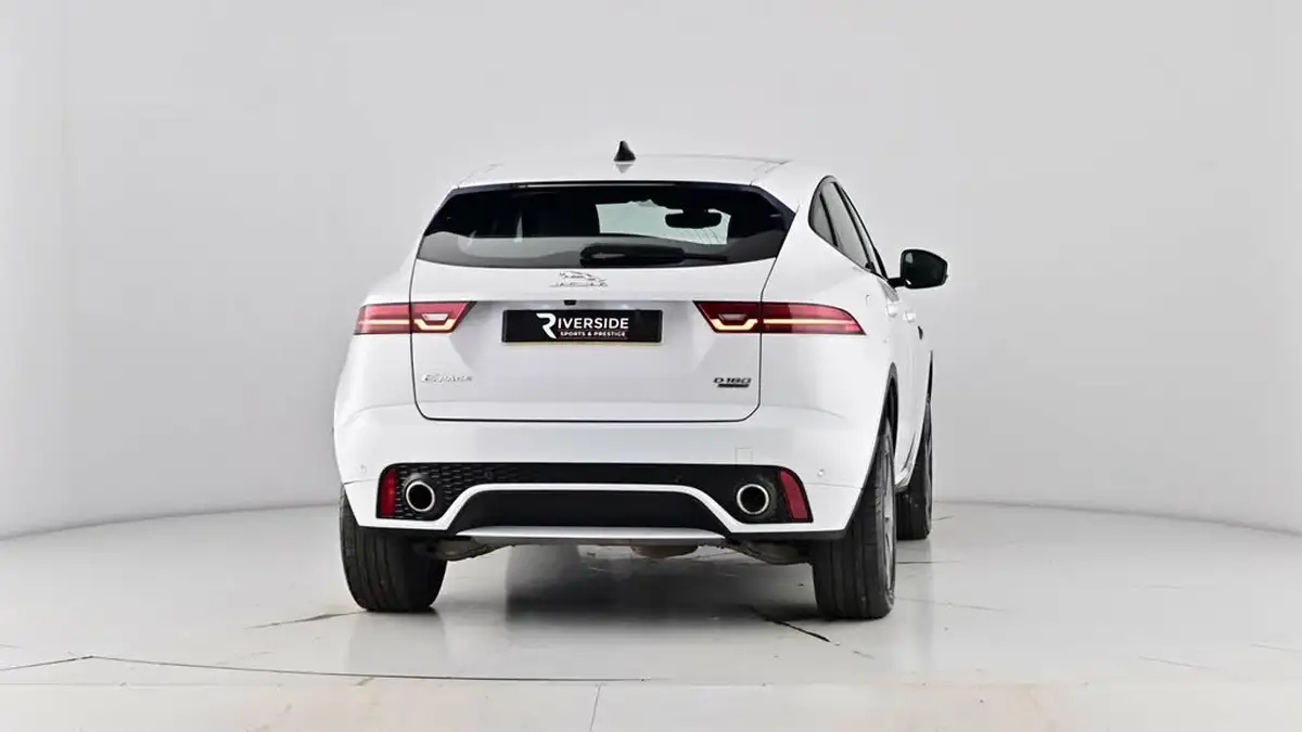 2020-jaguar-e-pace-20-i4d-chequered-flag-180ps-big-72