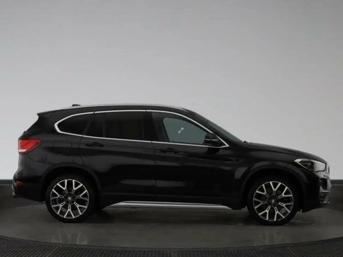 2021-bmw-x1-20-xdrive20i-xline-big-1