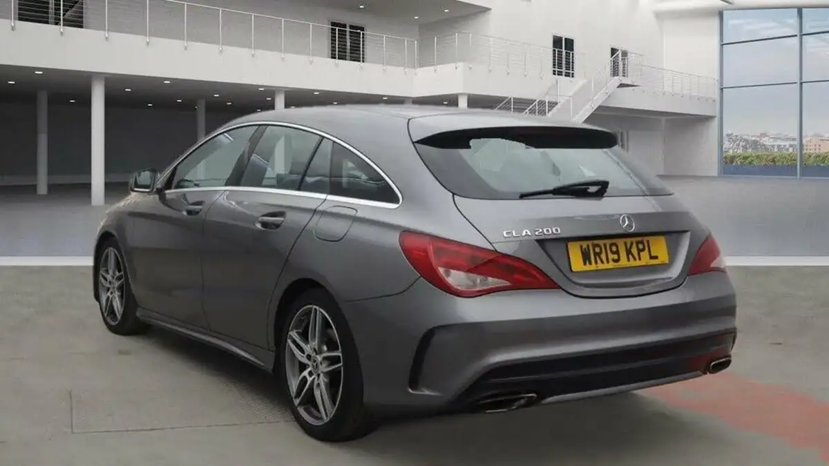 2019-mercedes-benz-cla-16-cla-200-amg-line-edition-shooting-brake-5d-big-3