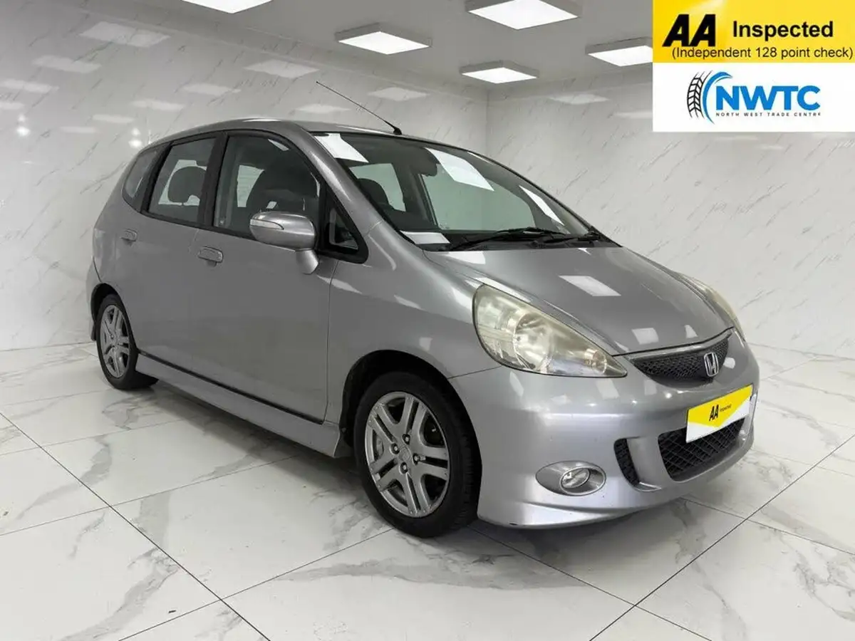 2007-honda-jazz-14-sport-big-0