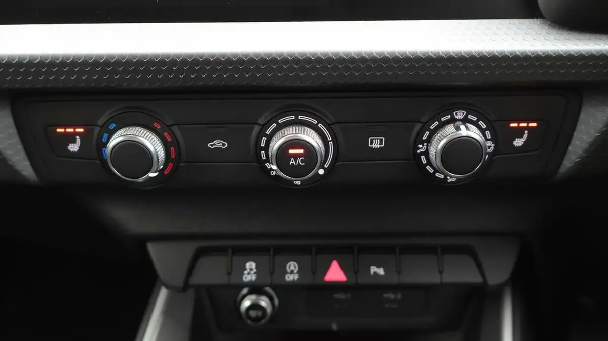 2024-audi-a1-10-25-tfsi-sport-big-12