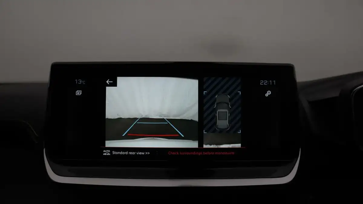 2022-peugeot-2008-suv-12-puretech-gt-big-24