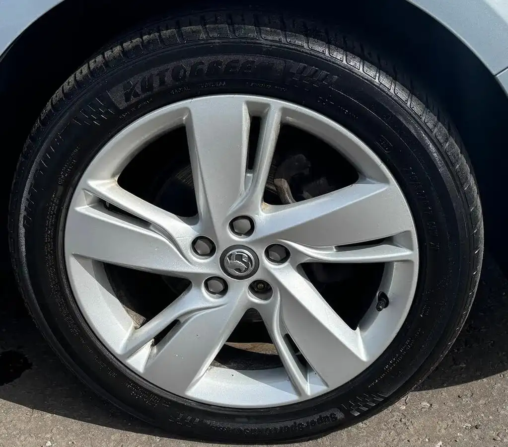 2014-vauxhall-astra-14-sri-100ps-1398cc-big-11