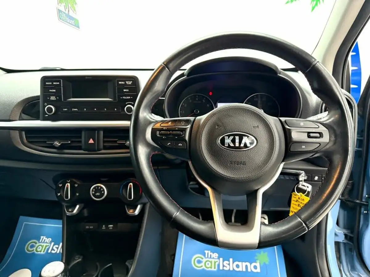 2018-kia-picanto-10-gt-line-big-17