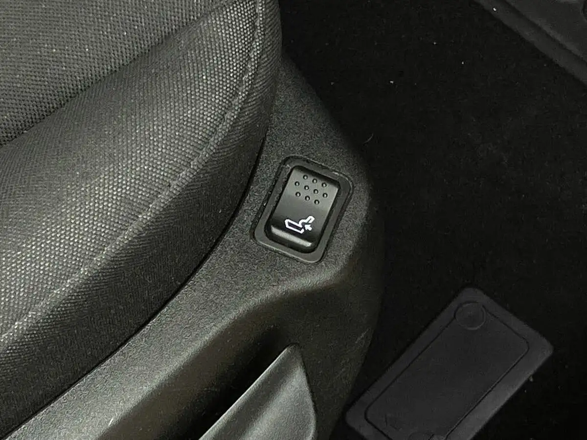 2016-jeep-renegade-14-multiair-ii-longitude-big-26
