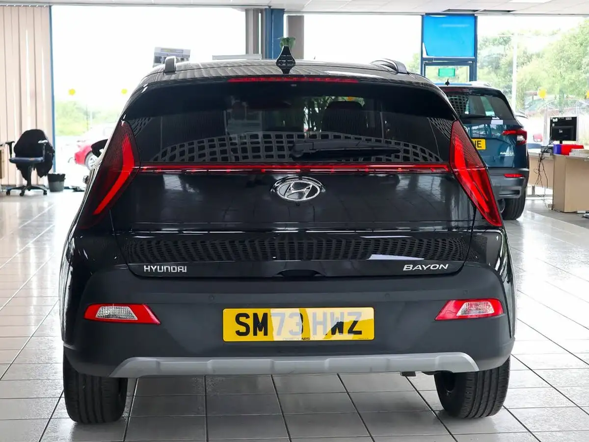 2023-hyundai-bayon-10-t-gdi-premium-120ps-big-9