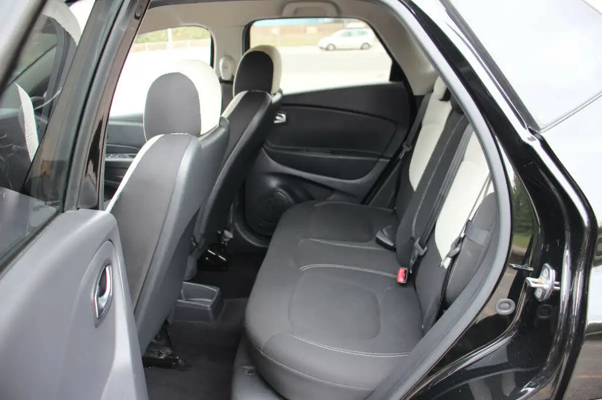 2019-renault-captur-15dci-iconic-90bhp-energy-ss-big-16
