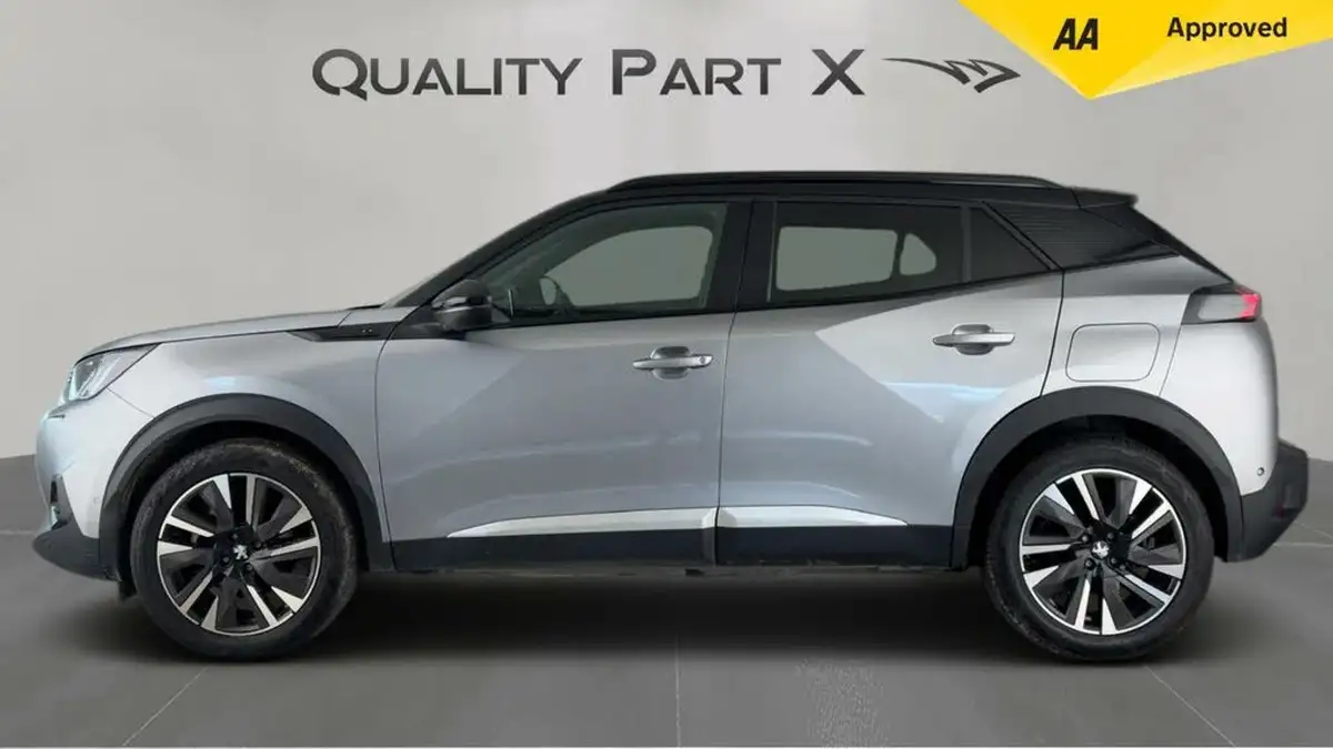 2021-peugeot-2008-suv-e-gt-big-5