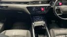 2021-audi-e-tron-55e-technik-station-wagon-small-15