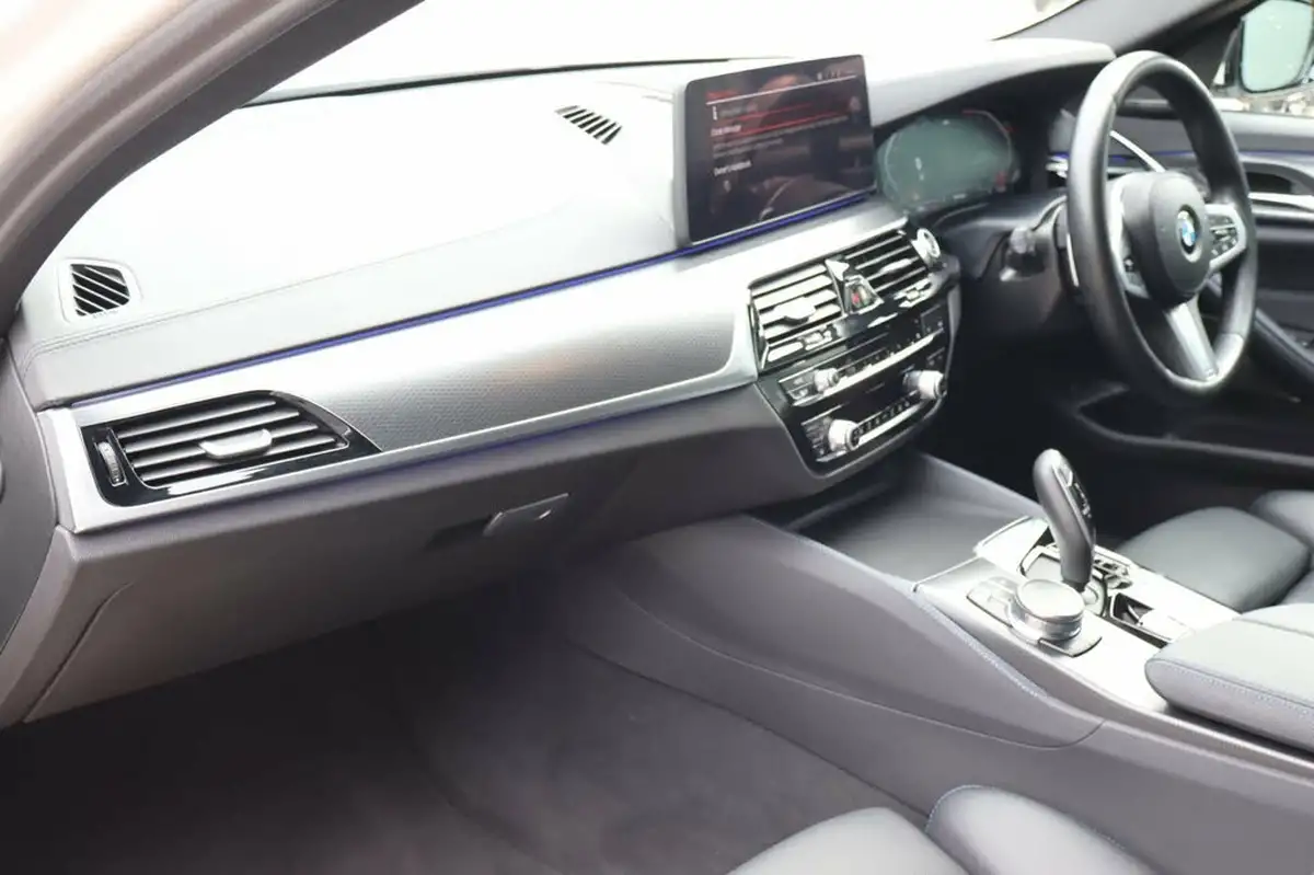 2023-bmw-5-series-20-520i-m-sport-181bhp-mht-touring-5d-big-19