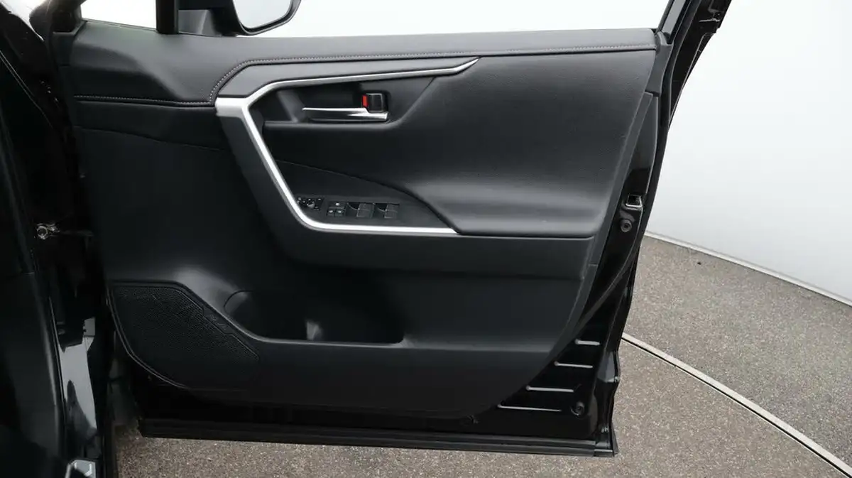 2022-toyota-rav4-25-vvt-i-black-edition-215bhp-big-15