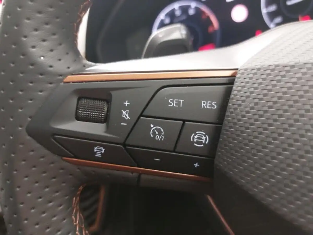 2024-cupra-formentor-15-tsi-v2-dsg-big-12