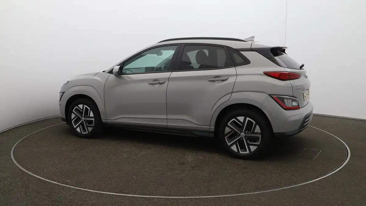 2022-hyundai-kona-e-premium-204ps-64kwh-7kw-obc-big-40