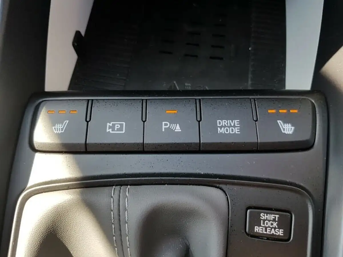2024-hyundai-bayon-10-t-gdi-ultimate-100ps-7dct-big-14