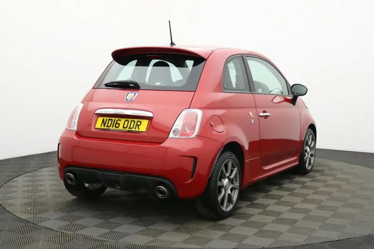 2016-abarth-500-14-tjet-595-big-3
