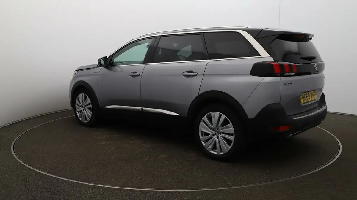2019-peugeot-5008-suv-16-puretech-gt-line-premium-big-5