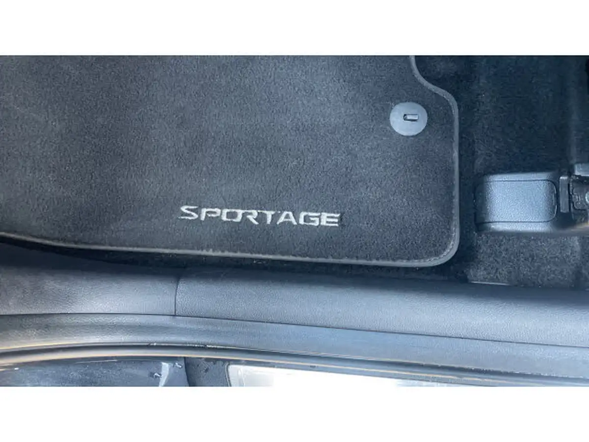 2021-kia-sportage-16crdi-3-48v-big-16