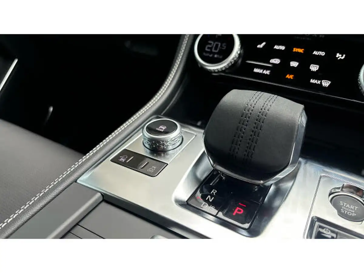 2024-jaguar-f-pace-20-d200-r-dynamic-s-big-50