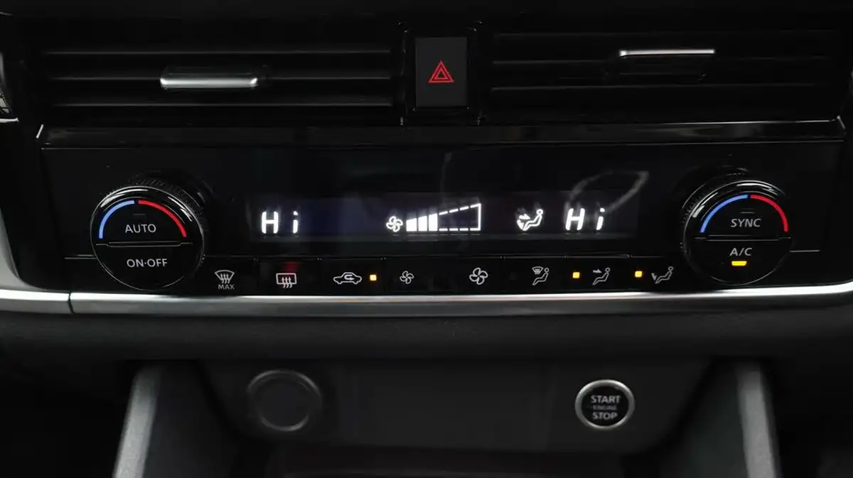2022-nissan-qashqai-13-dig-t-acenta-premium-160ps-auto-big-12