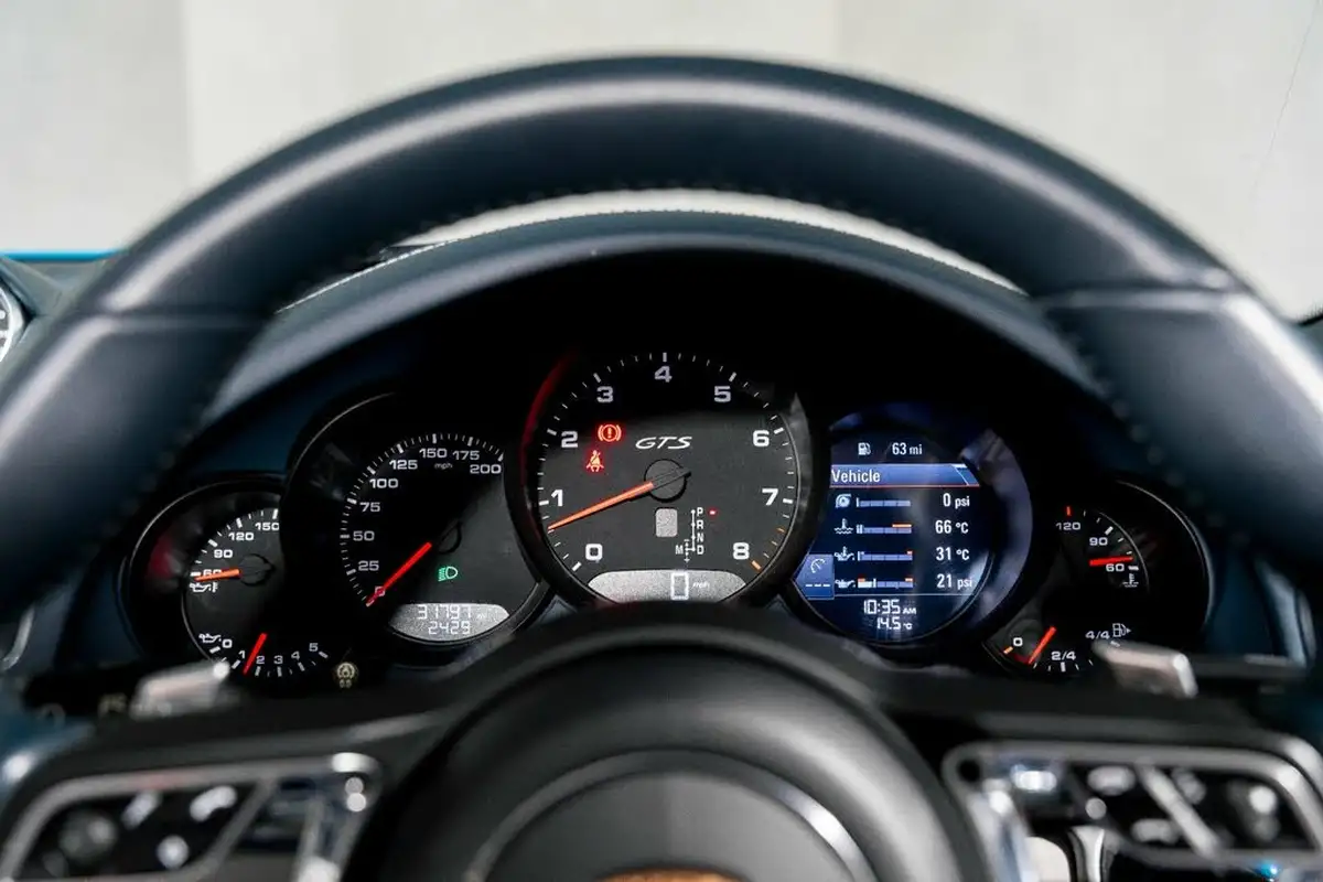 2018-porsche-911-30-targa-4-gts-450bhp-pdk-big-20