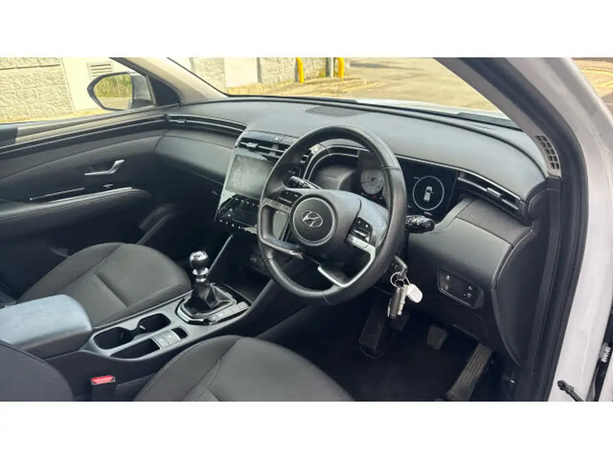 2022-hyundai-tucson-16-t-gdi-se-connect-150ps-big-10